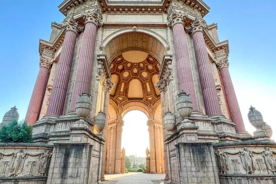 Guia do Palácio de Belas Artes de São Francisco