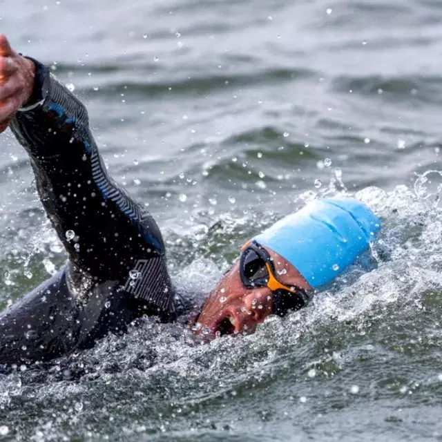 Escape From Alcatraz Swimmer